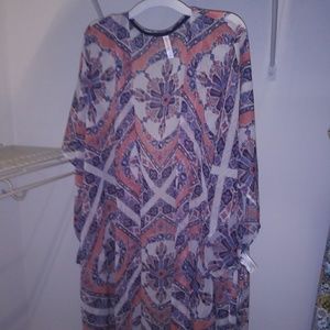 Xhiliration size XS/S boho print Kimono